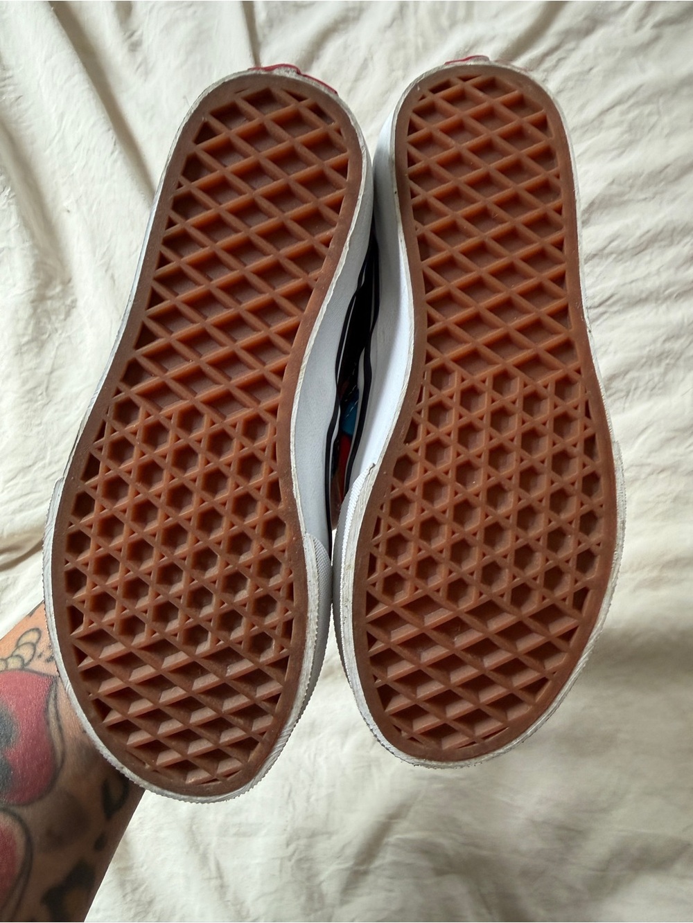 K Pop Demon Hunters vans - Picture 3 of 4